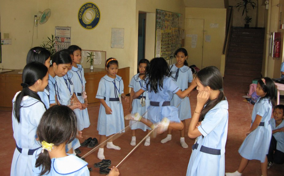 golden link school